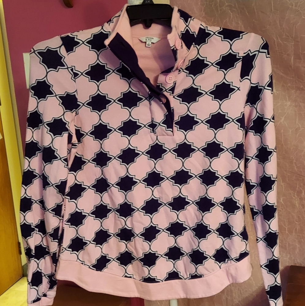 Cute Woman's Shirt Black & Pink size Small